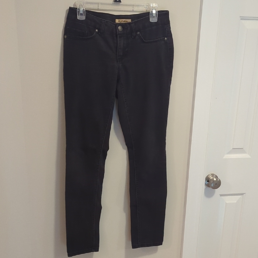 D. Jeans Dark Gray Denim Pants